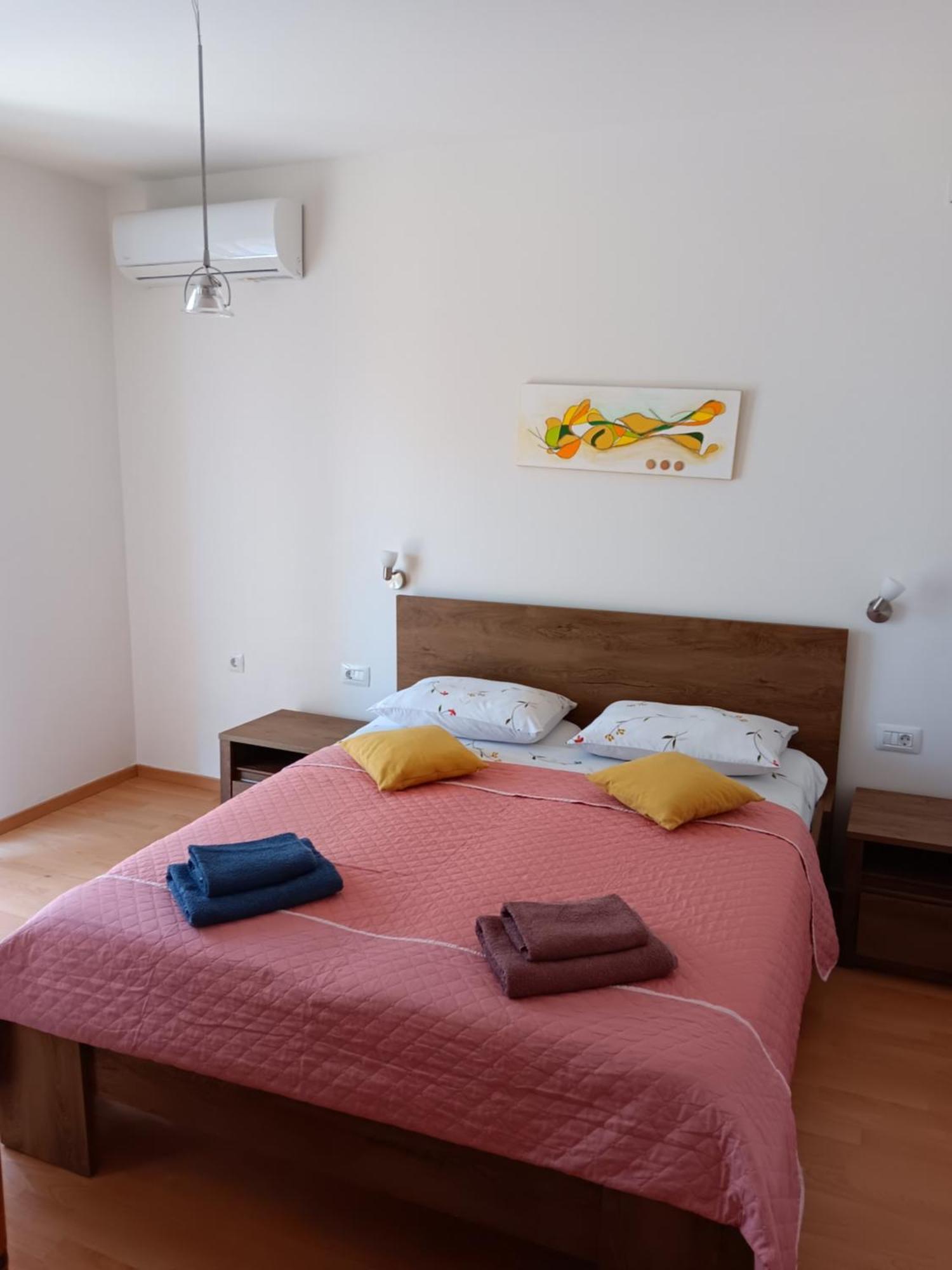 Apartman Suzy Póla Kültér fotó